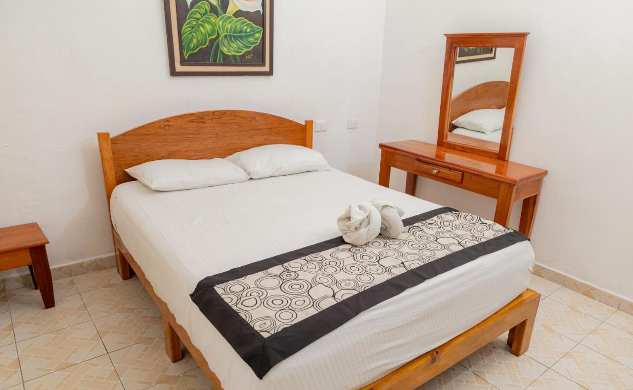 Hotel Las Palmas Cancun Centro Dış mekan fotoğraf