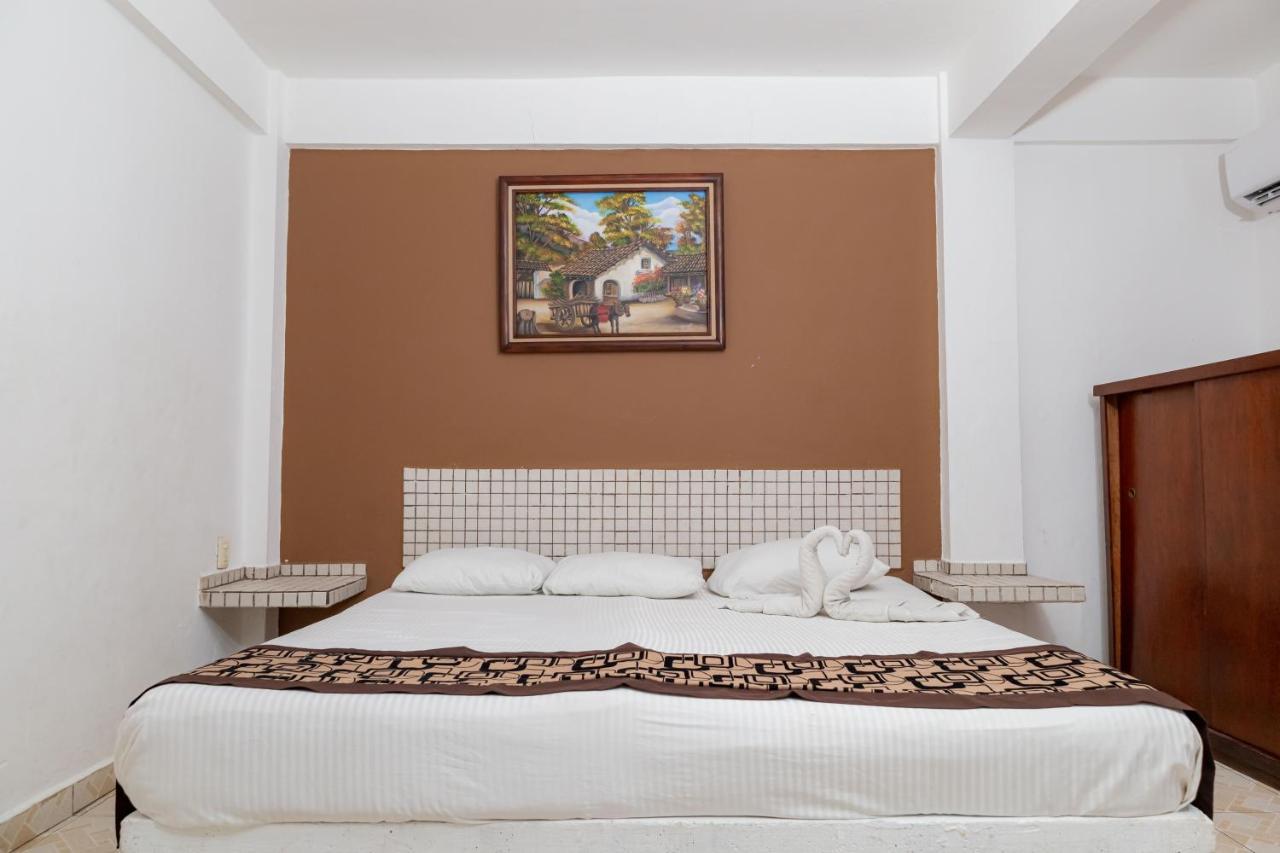 Hotel Las Palmas Cancun Centro Dış mekan fotoğraf